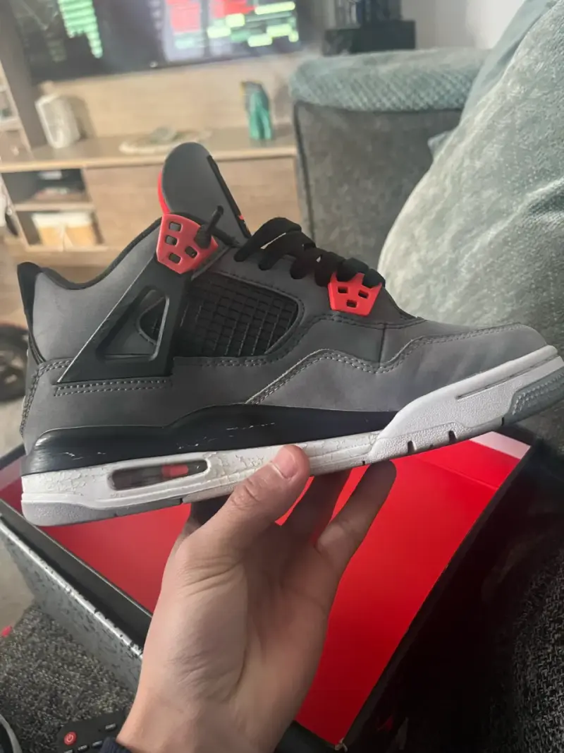 Zapatillas Air Jordan 4 Retro GS Gris y Rojo - 5