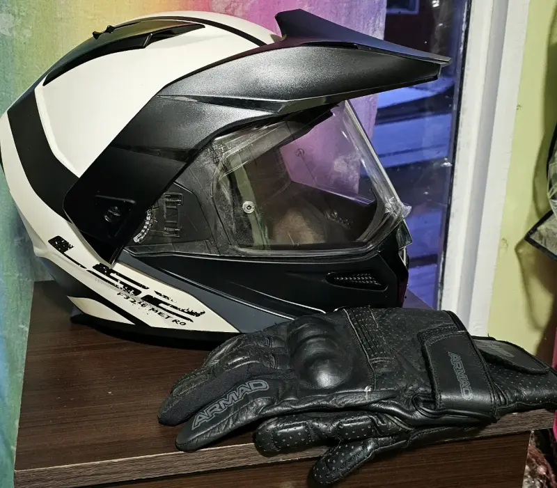 Casco de moto LS2 Metro Evo con visera - 4