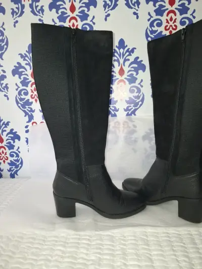 Botas negras de cuero para mujer con tacón - miniatura 3