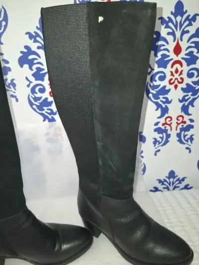 Botas negras de cuero para mujer con tacón - miniatura 4