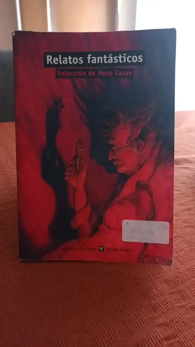Libro Relatos Fantásticos de Neus Casas - miniatura 1