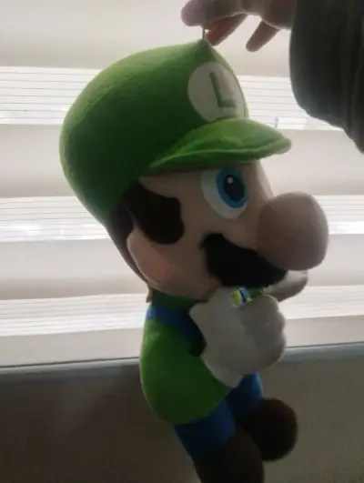 Peluche Luigi Super Mario Bros Original - miniatura 4