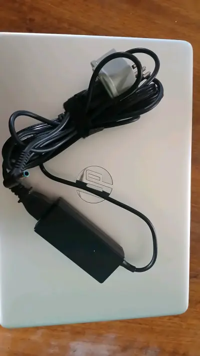 Notebook HP con pantalla de 14 pulgadas - miniatura 3
