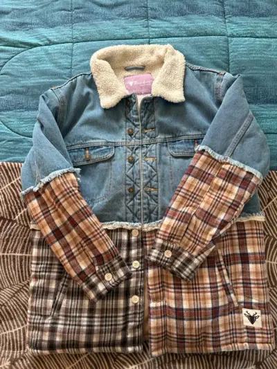 Chaqueta de mezclilla con chiporro - miniatura 1