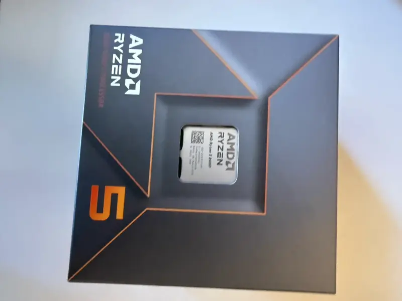 Procesador AMD Ryzen 5 8400 F - 1