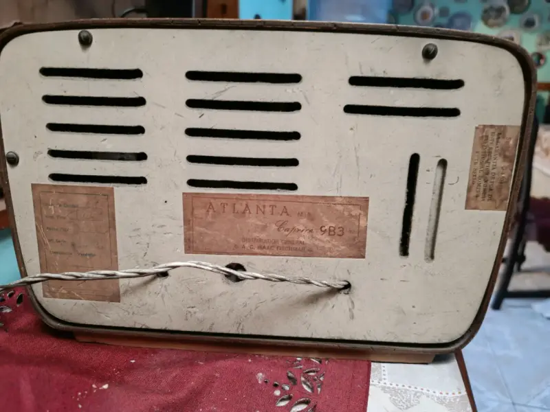 Radio vintage Caprice Atlanta 583 - 2