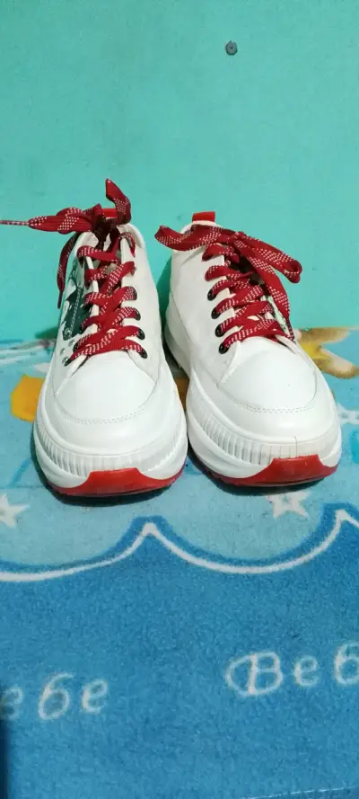 Zapatillas Minnie Mouse blancas - miniatura 2