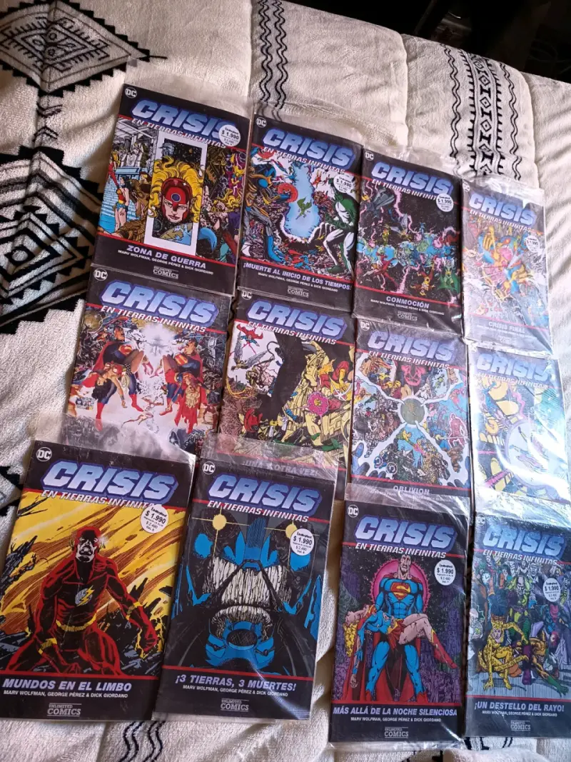 Colección de cómics Crisis en Tierras Infinitas DC - 2