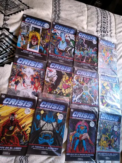 Colección de cómics Crisis en Tierras Infinitas DC - miniatura 4