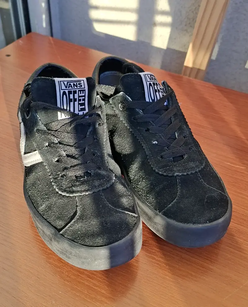 Zapatillas Vans negras de gamuza numero 37 - 3