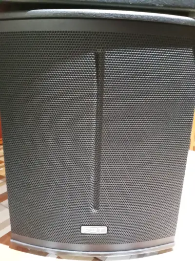 Subwoofer activo FBT X Sub 115 SA - miniatura 1