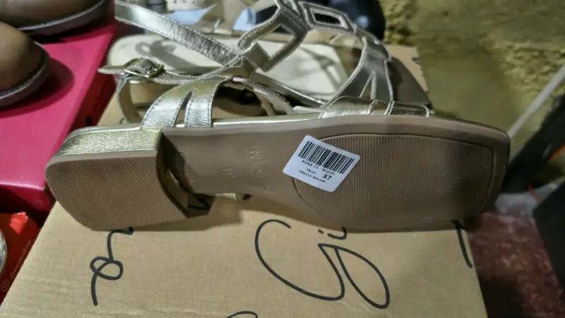 Sandalias de cuero Giani Da firenze doradas - 3