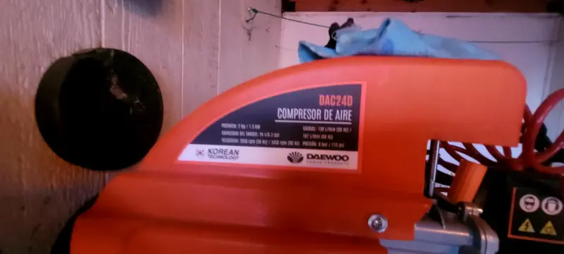 Compresor de Aire Daewoo DAC24D 24L - 1