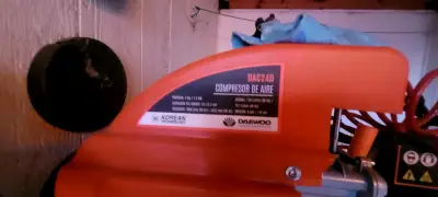 Compresor de Aire Daewoo DAC24D 24L - miniatura 1