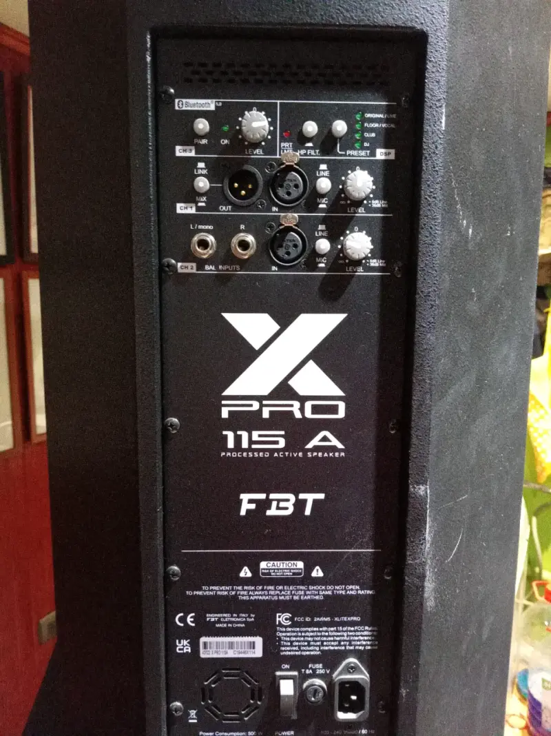 Parlante activo FBT X-PRO 115A con Bluetooth - 1