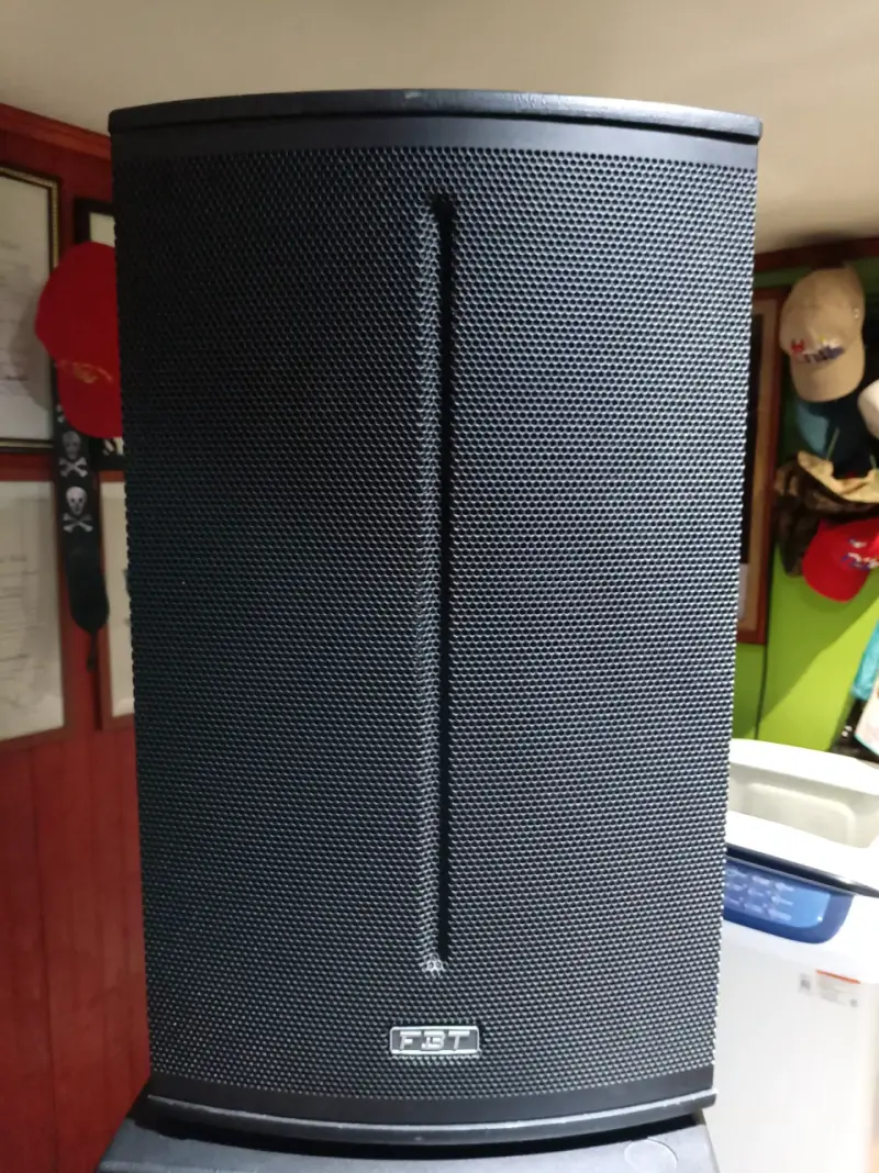 Parlante activo FBT X-PRO 115A con Bluetooth - 2