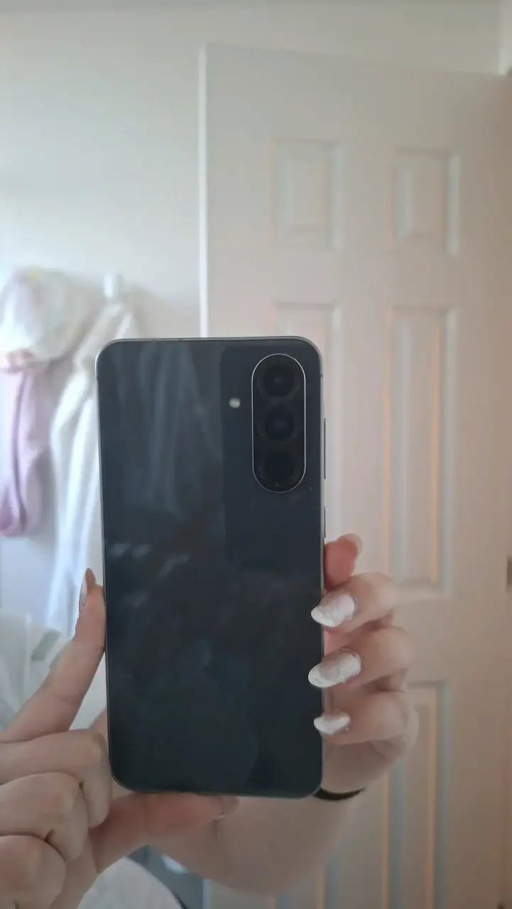 Samsung Galaxy A56 5G 128GB muy poco uso. - 2