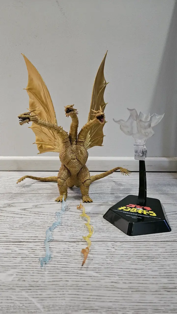 S.H. Monsterarts King Ghidorah con soporte - 1