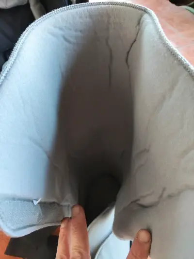 Bota ortopédica ajustable para recuperación - miniatura 3