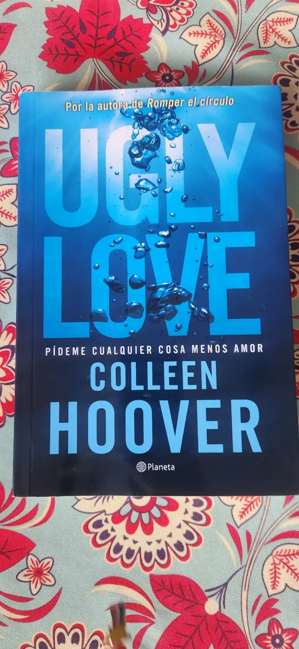 Libro Ugly Love de Colleen Hoover