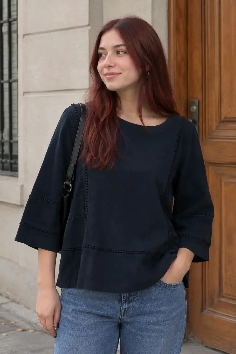 Blusa negra de manga ancha para mujer