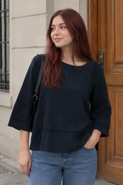 Blusa negra de manga ancha para mujer - miniatura 1