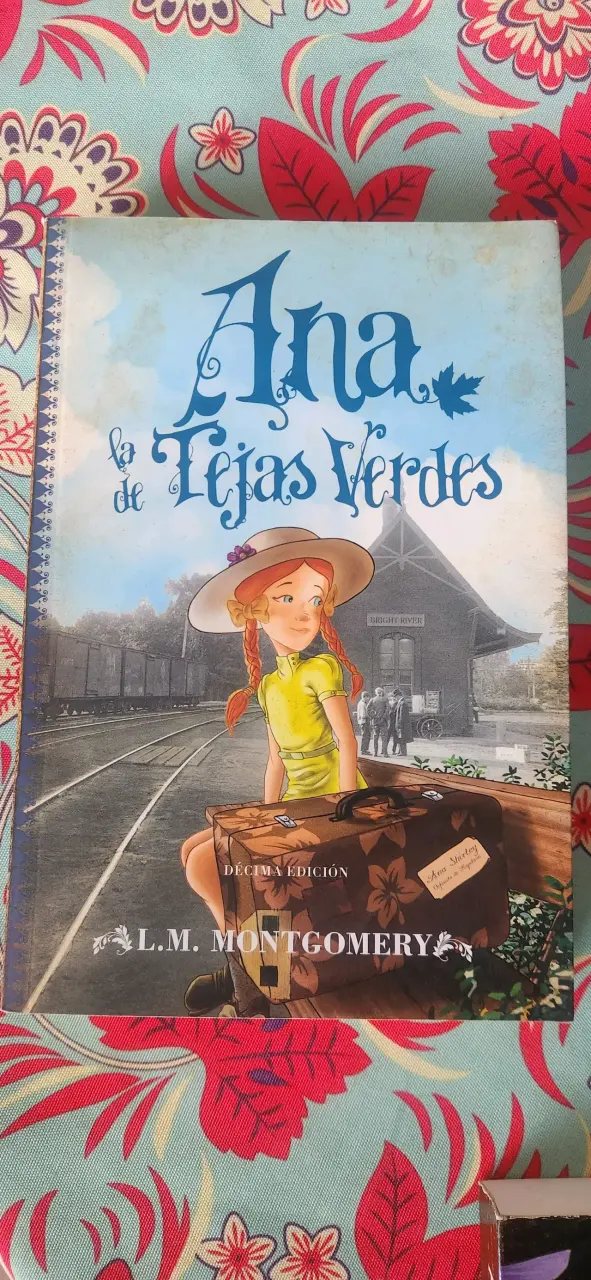 Libro Ana de las Tejas Verdes Décima Edición