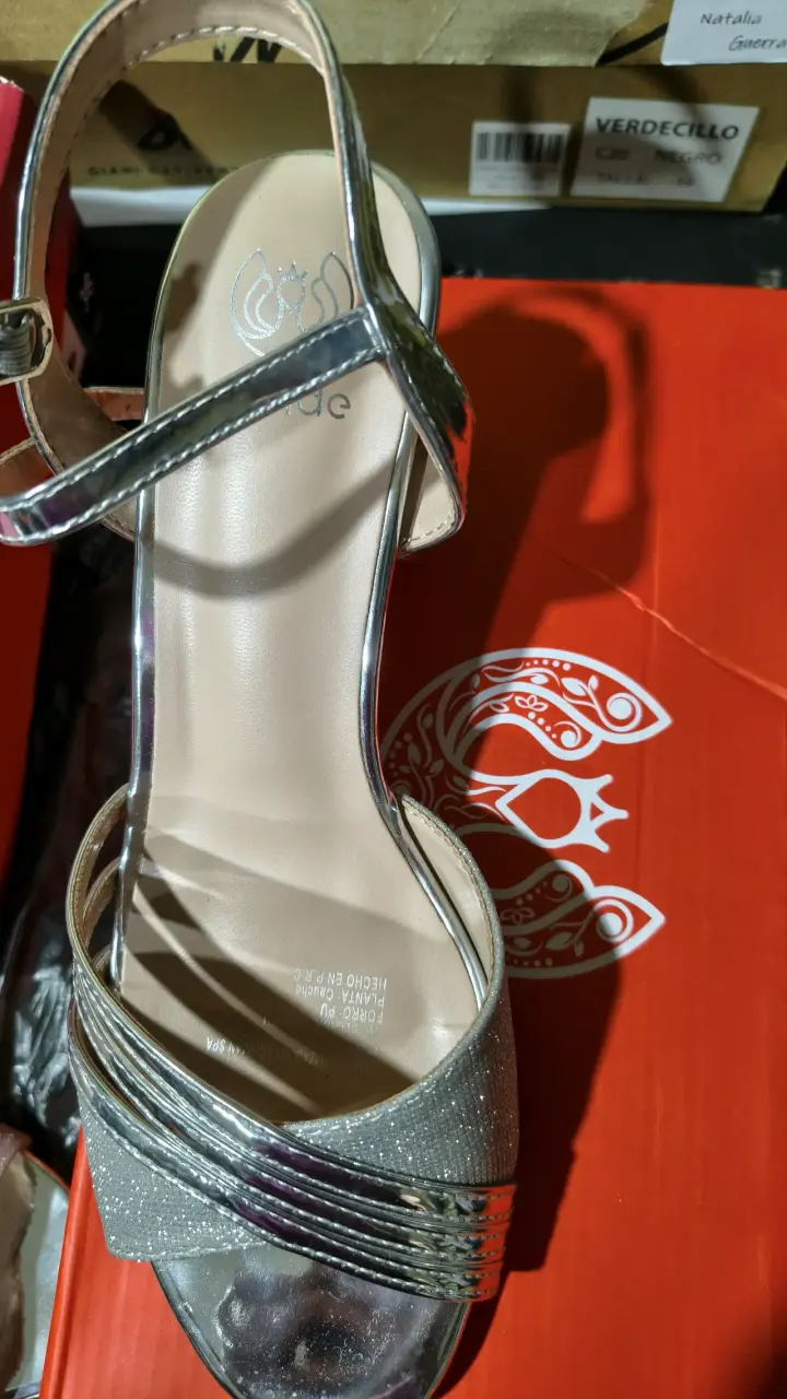 Sandalias plateadas de tacón Weide talla 38 - 2