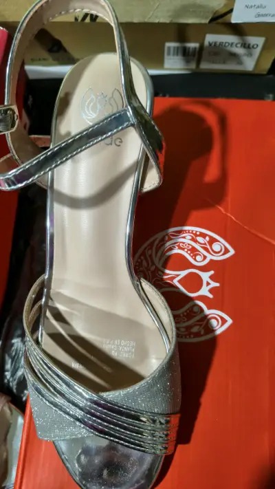 Sandalias plateadas de tacón Weide talla 38 - miniatura 2
