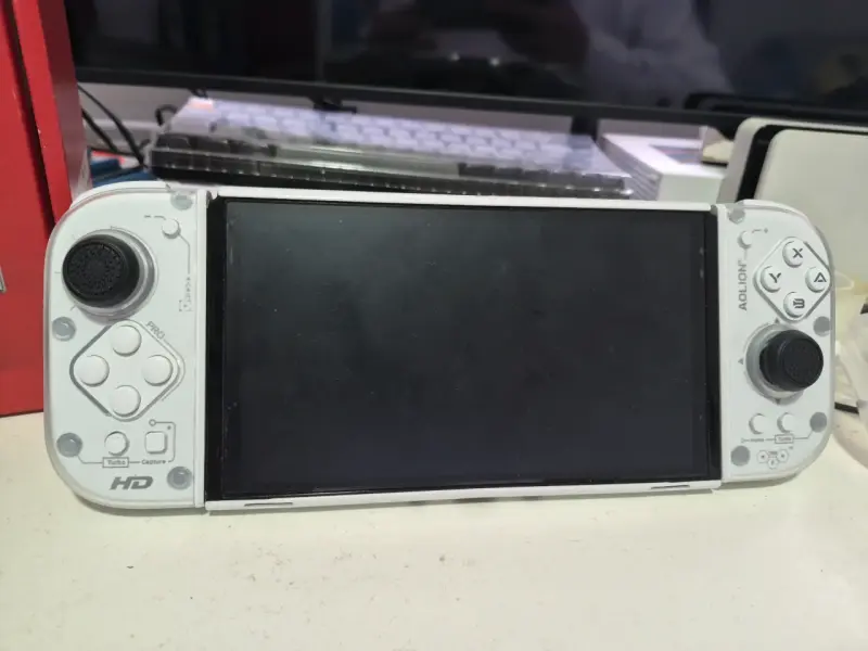 Nintendo Switch OLED con accesorios - 2