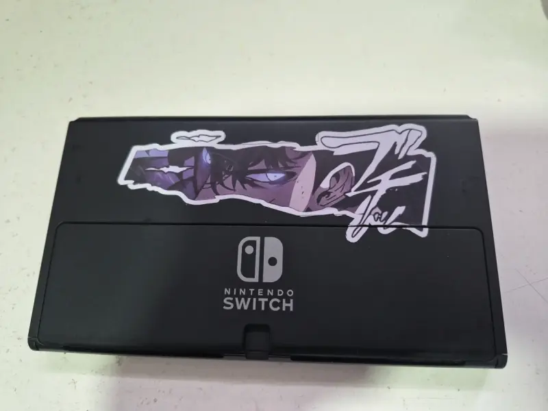 Nintendo Switch OLED con accesorios - 3