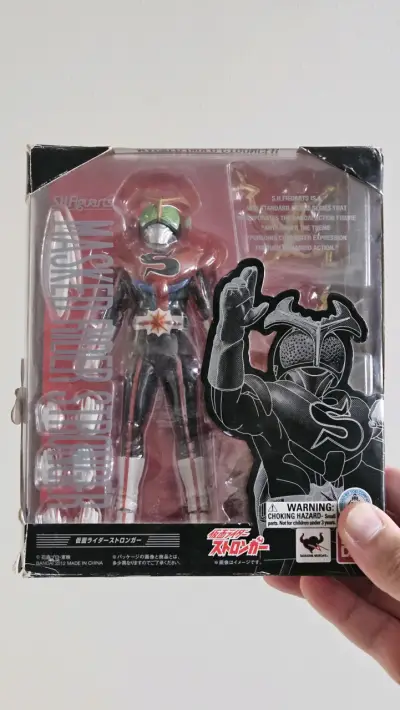 S.H. Figuarts  Kamen Rider Stronger S.H. Figuarts - miniatura 1