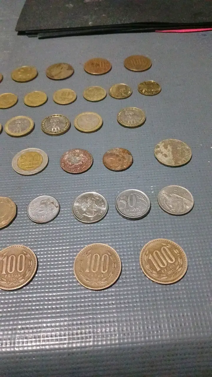 Colección de Monedas Antiguas Variadas - 4