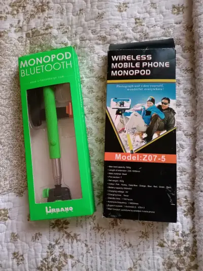 Monopod Bluetooth para Teléfonos Urbano Design - miniatura 1