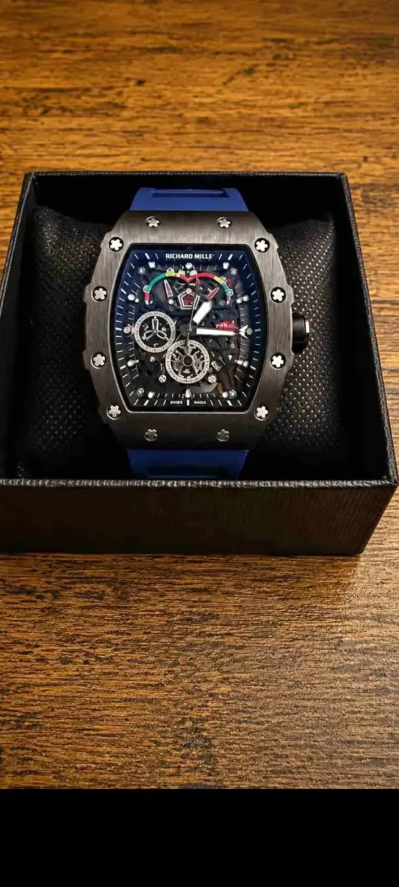 Reloj Richard Mille azul con correa de silicona