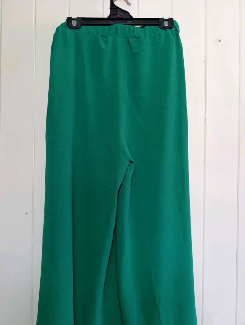 Pantalones verdes sueltos talla L - 2