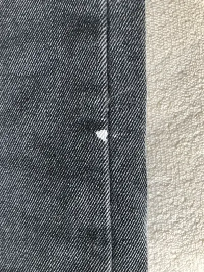 Jeans grises desgastados - miniatura 3