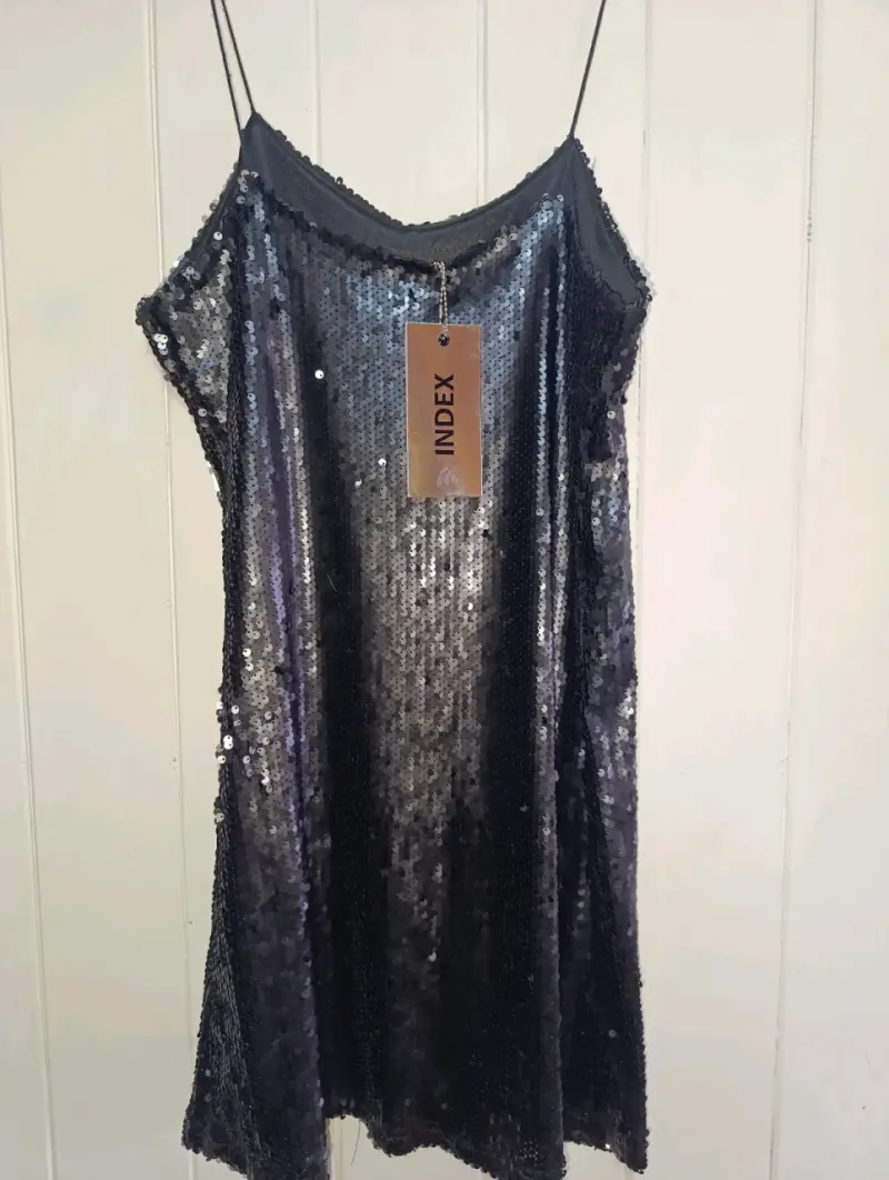 Vestido de lentejuelas negro Index elegante - 2