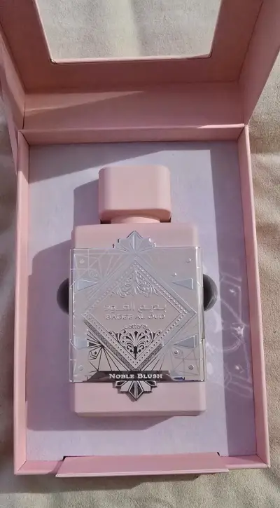 Perfume Lattafa Badee Al Oud Noble Blush 100ml - miniatura 2