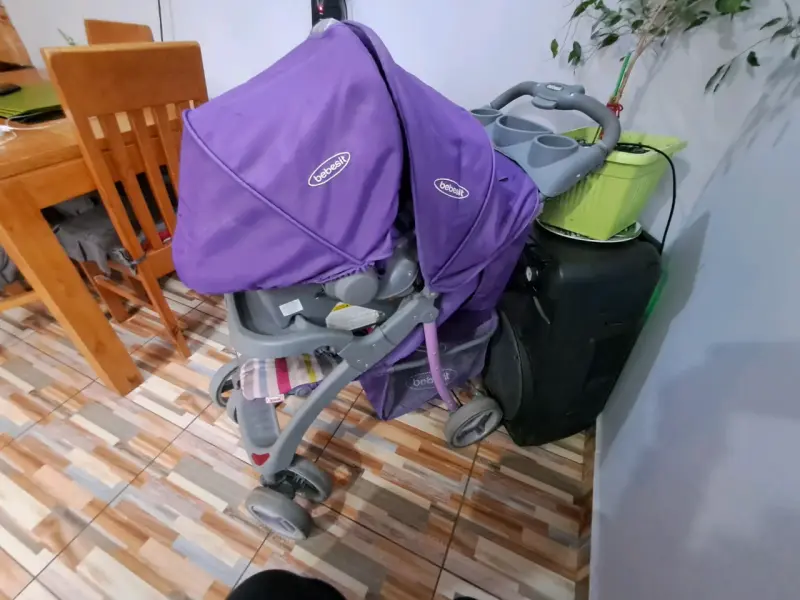 Coche de bebé Bebesit morado con porta bebé - 1