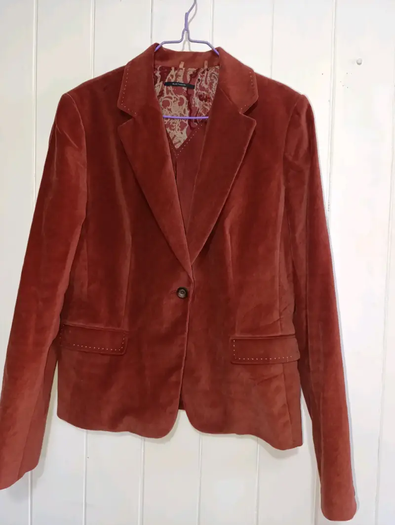 Blazer de terciopelo terracota para mujer - 1