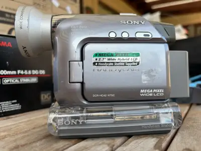 Filmadora Sony Handycam con lente Carl Zeiss - miniatura 5