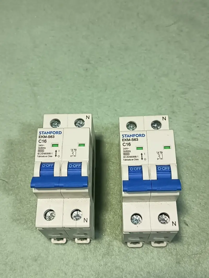 Pack 2 Automáticos Bipolares 16A 6kA Stanford - 1