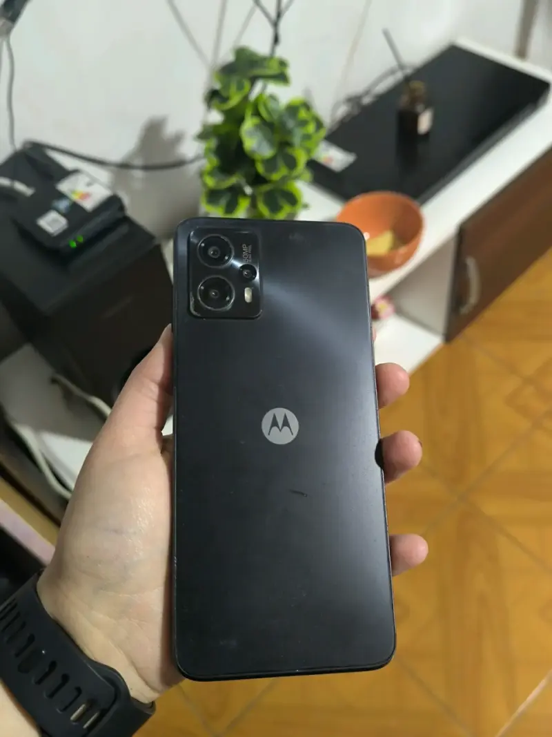 Motorola G13 128GB excelente estado - 4