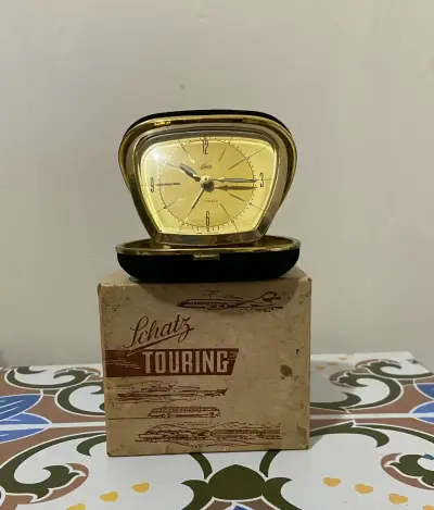 Reloj despertador vintage Schatz Touring dorado - miniatura 1