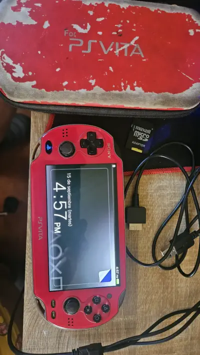 Consola portátil PS Vita roja con estuche - miniatura 2