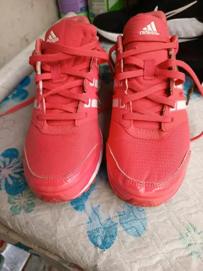 Zapatillas deportivas rojas Adidas para mujer - miniatura 2