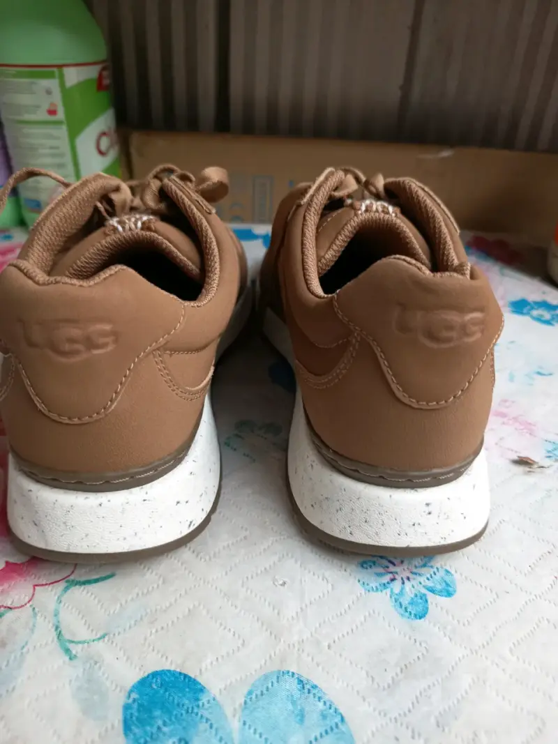 Zapatillas deportivas marrones UGG para mujer - 3