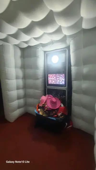 Cabina de Fotos Inflable con Pantalla Touch - miniatura 4
