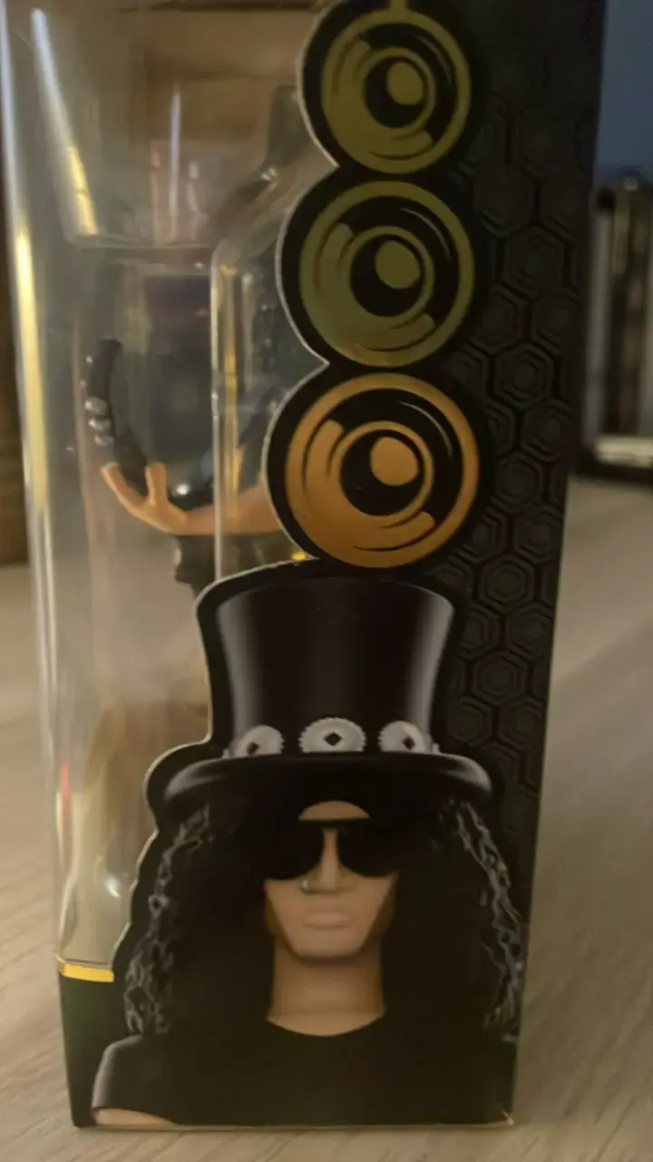 Figura de vinilo Funko Gold Slash Guns N' Roses - 2